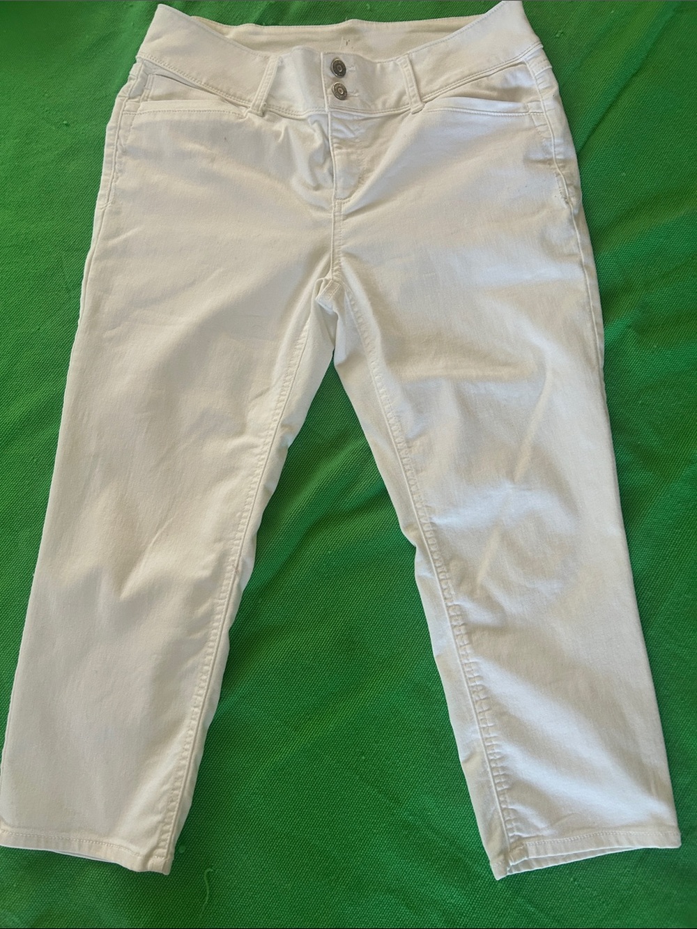 Cropped White Women's Jeans — Mid-Rise Ankle Length
